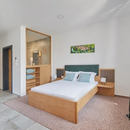 Apartmaji Ob Krki Kostanjevica *